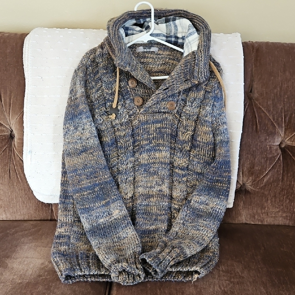 Men's Blue and Brown Sweater